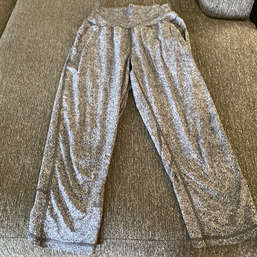Lululemon high waisted crop pants
